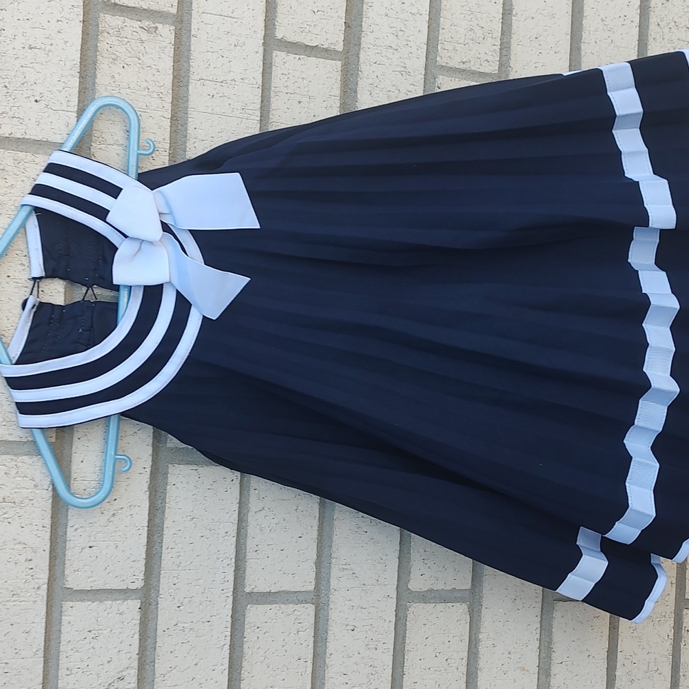 Bonnie Jean Dress - Picture 6 of 10